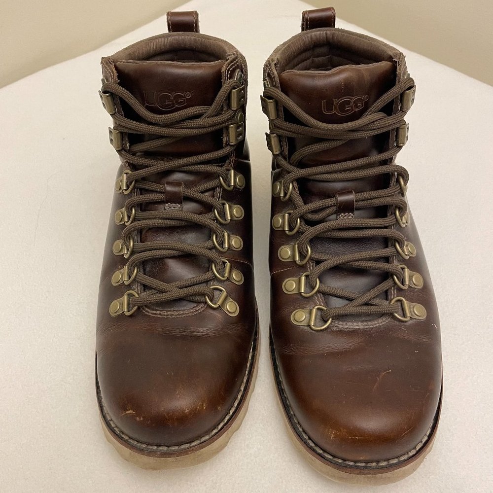 Men's UGG Leather/Sheepskin Lined Lace Up Winter Boots